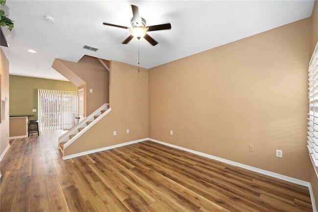 Building Photo - 7525 Plantation Cir