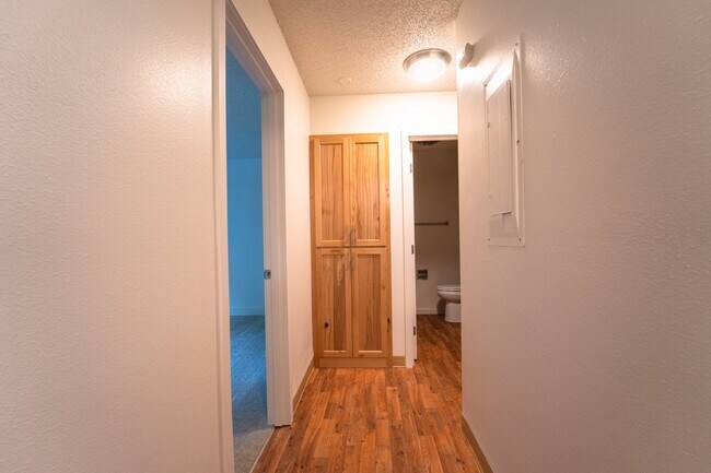 Foto del edificio - 8585 SW Canyon Ln