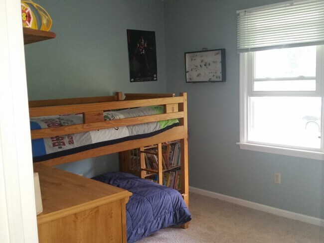 Building Photo - 501 Cranwell Cir