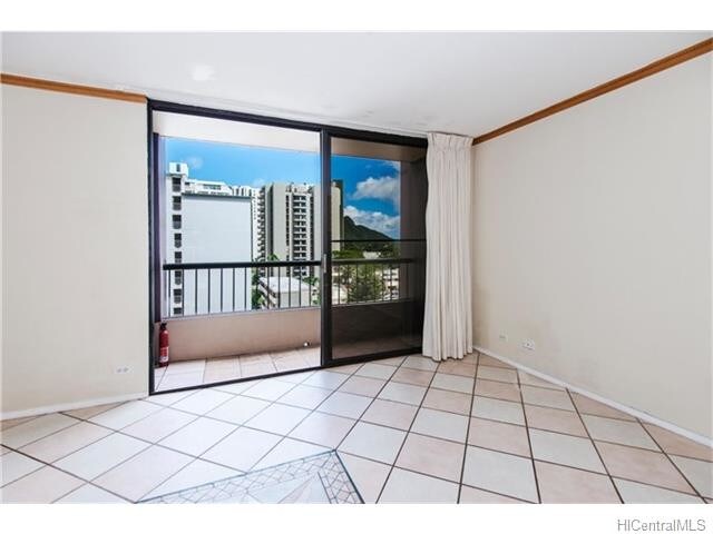 Foto del edificio - 320 Liliuokalani Ave