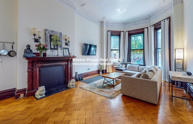 Building Photo - 177 Marlborough St