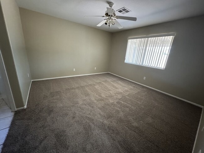 Building Photo - North Phoenix 3br With Large Backyard and ...