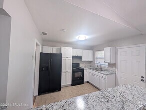Building Photo - 1739 Cesery Blvd