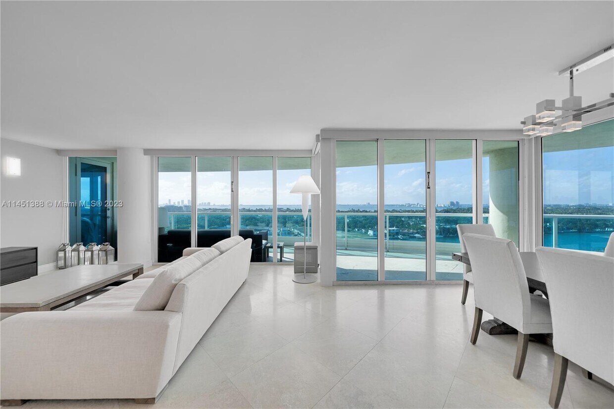 Foto principal - 5025 Collins Ave
