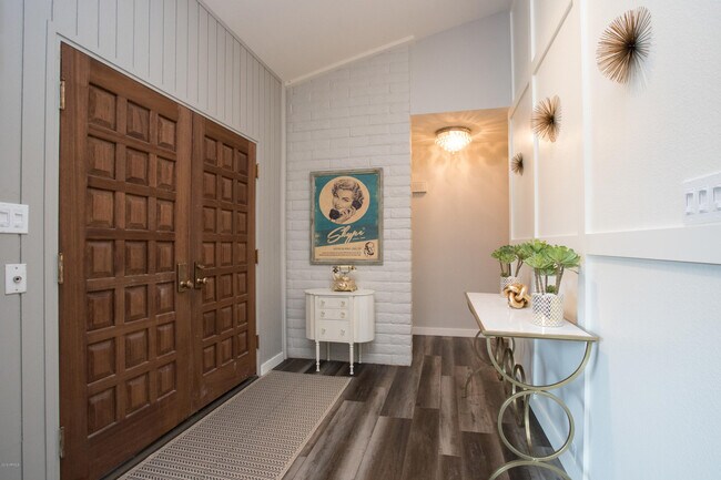 Foto del edificio - 4525 N 66th St