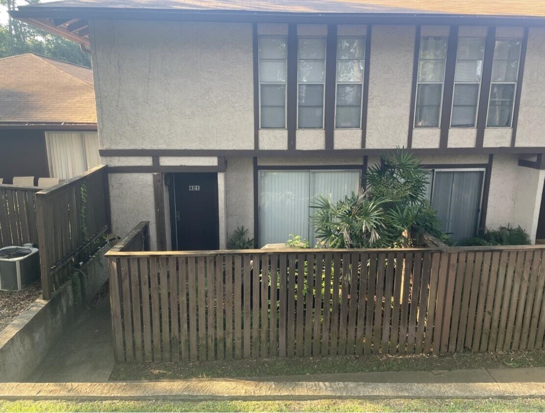 421 Westwood Dr, Tallahassee, FL 32304 House Rental in Tallahassee