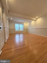 Building Photo - 19445 Breezedale Ln