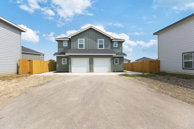 Foto del edificio - Summer Fest Drive