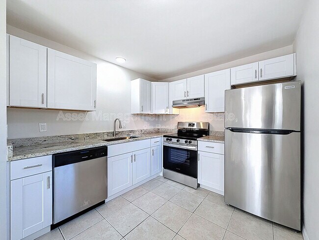Foto del edificio - 470 93rd Ave N