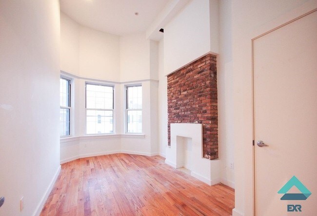 Foto del edificio - 1177 Putnam Ave