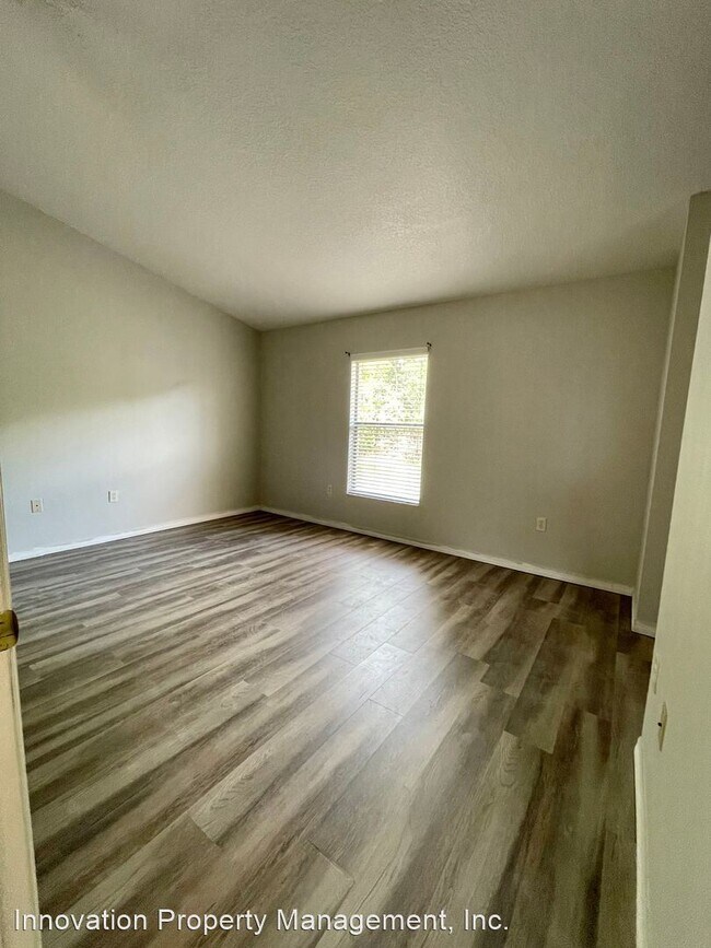 Foto del edificio - 2 br, 2 bath House - 811 Mountbatten Lane