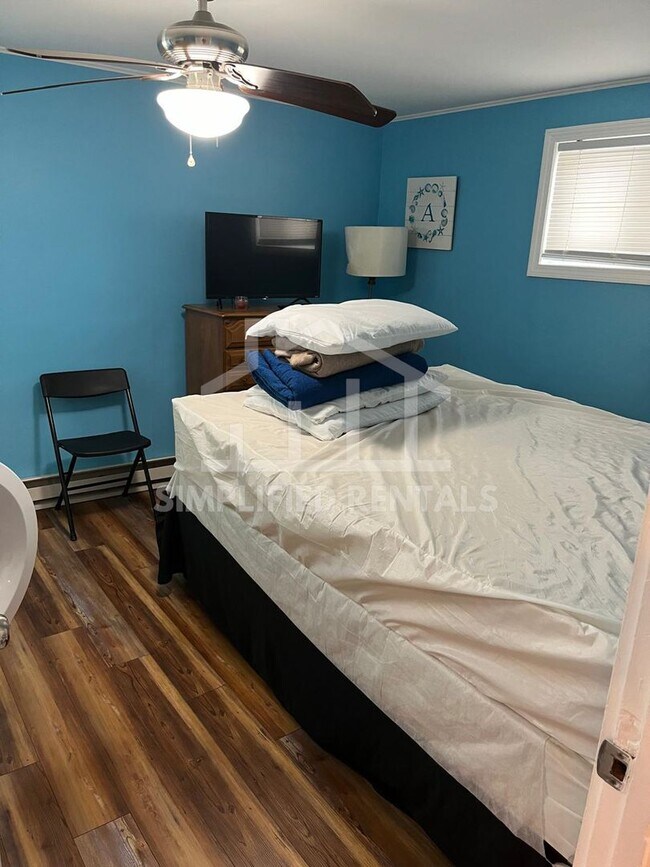 Foto del edificio - 7 Perkins Ave