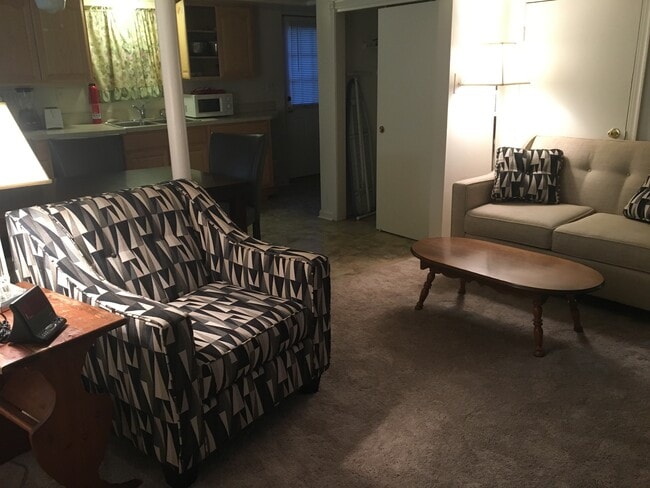 Photo - 5906 Grayson St Apartments