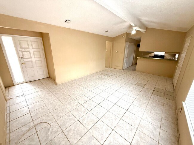 Foto del edificio - AVAILABLE NOW! 2 Bedroom / 1 Bath Home In ...