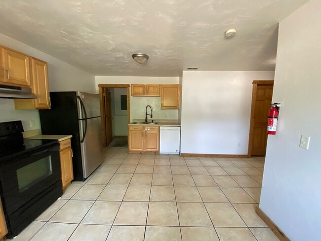 Building Photo - 1126-1128 Greenwood