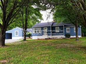Building Photo - 3321 Emory Dr