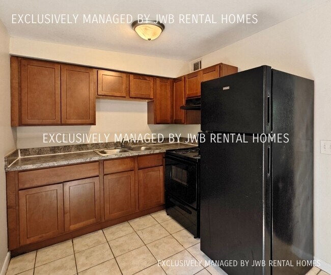 Foto del edificio - 221 Acme St