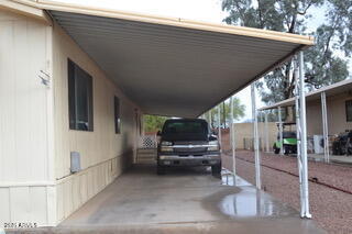 Foto del edificio - 7807 E Main St