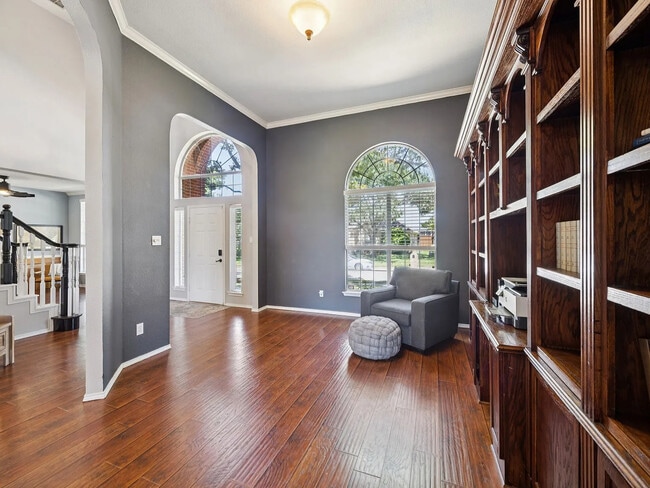 Building Photo - 2716 Royal Troon Dr