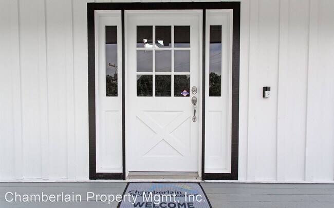 Foto del edificio - 2 br, 2 bath House - 2424 Dunstan