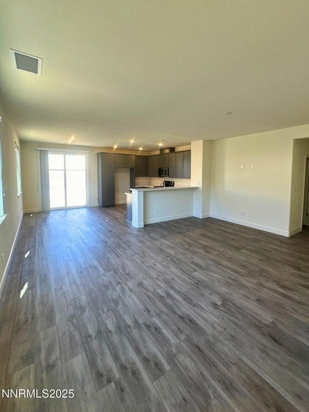 Foto del edificio - 7145 Owl Vw Dr