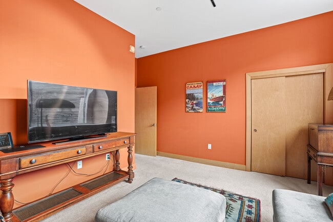 2nd Bedroom - 1111 N Marshall St