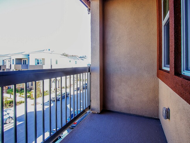 Building Photo - 1035 Giacomo Ln