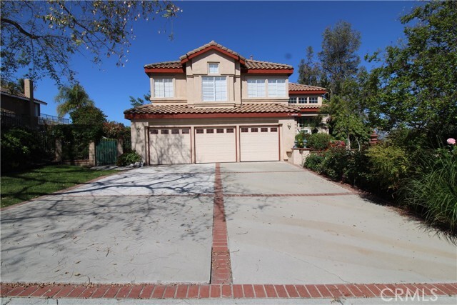 Building Photo - 6939 Ridgetop Dr