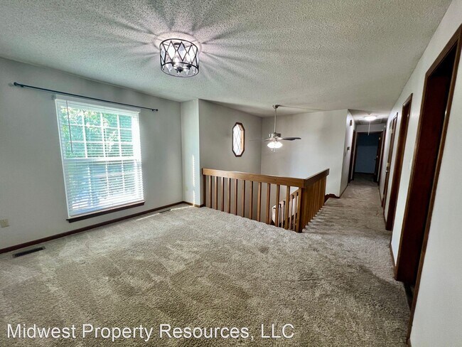Foto del edificio - 3 br, 2.5 bath House - 1014 NE Mulberry St