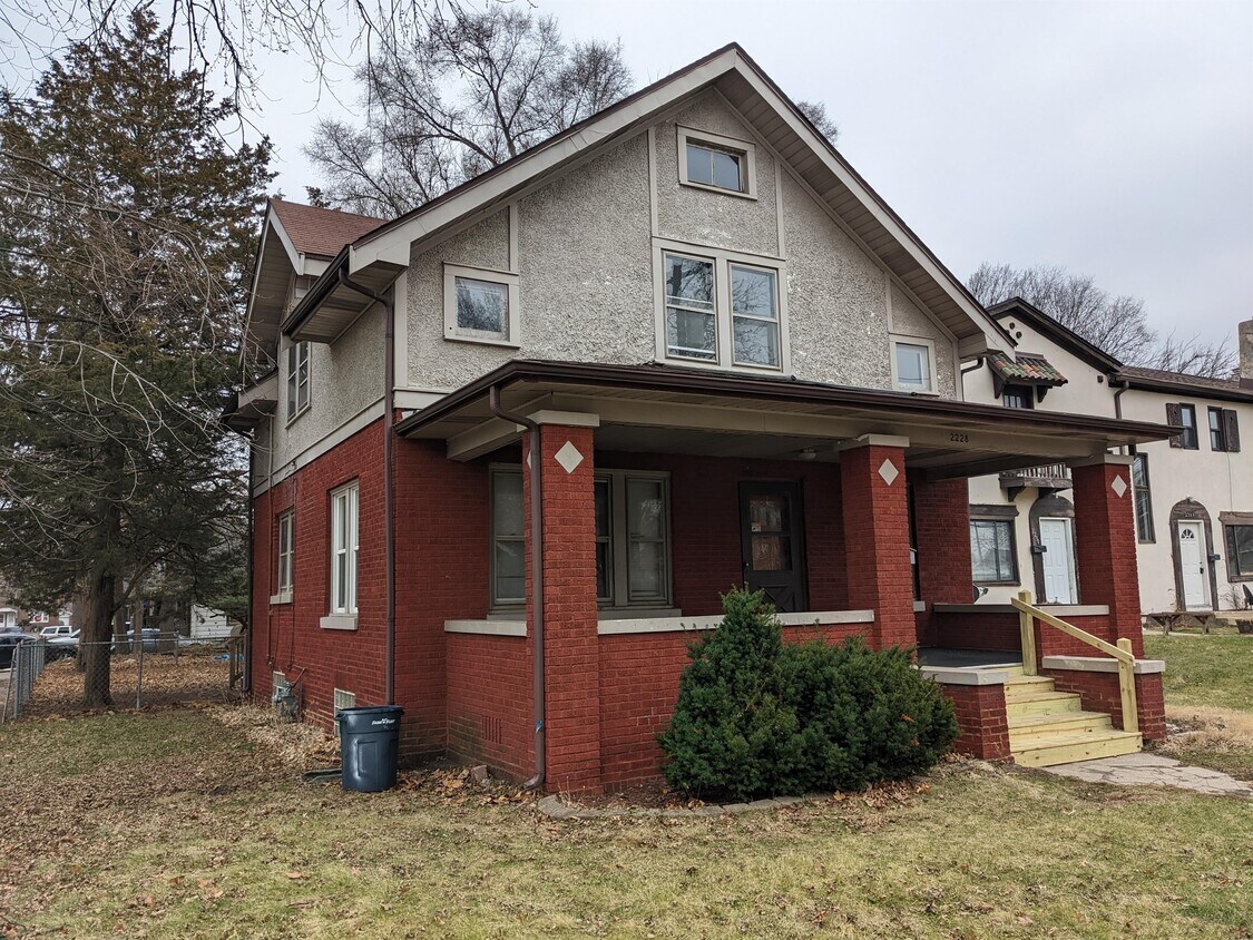 2228 7th St, Rockford, IL 61104 House Rental in Rockford, IL