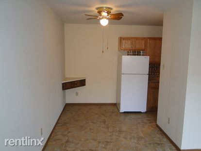 Building Photo - 1607 Miller Rd