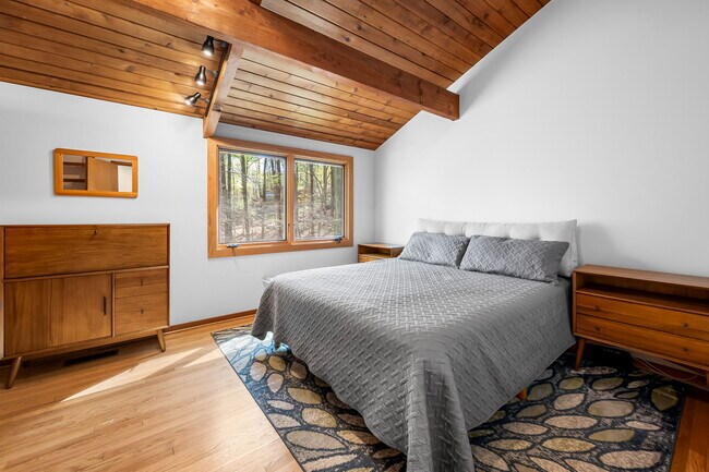 Foto del edificio - 1115 High Country Rd