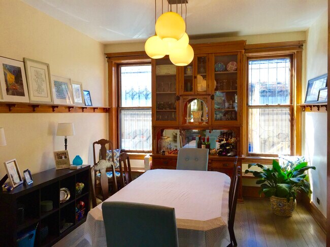 Dining Room - 3812 N Wilton Ave