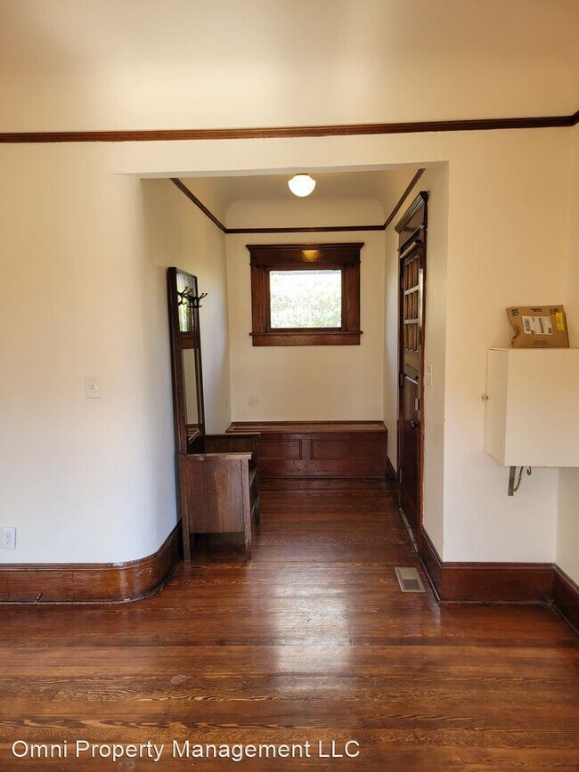 Building Photo - 2 br, 1 bath House - 1903 F Street