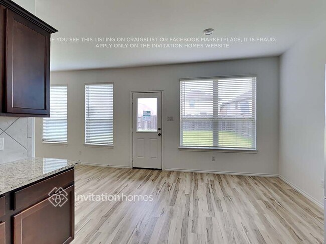 Building Photo - 23839 Via Camino Ln