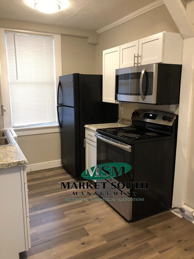 Foto del edificio - 412 E 50th St