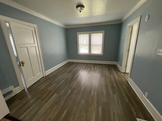 Building Photo - 12th Ave 1426-1428