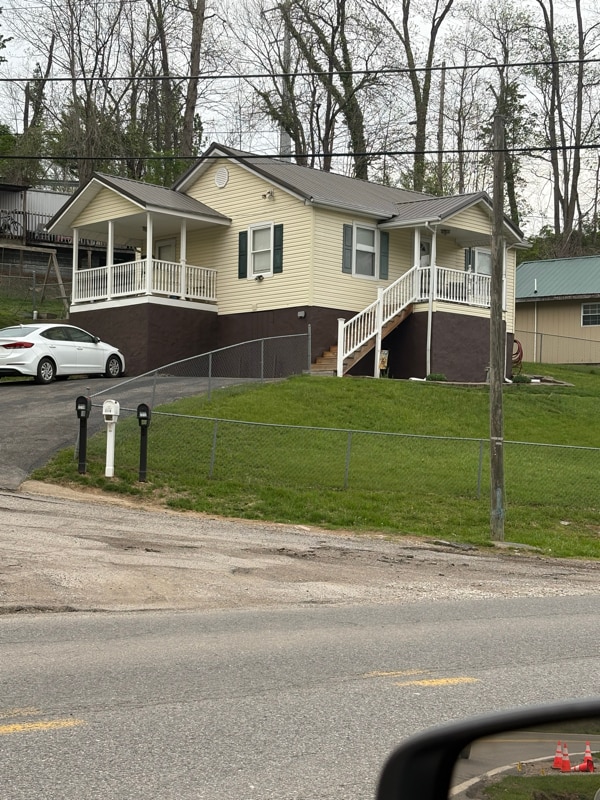 Primary Photo - 2218 Roxalana Rd