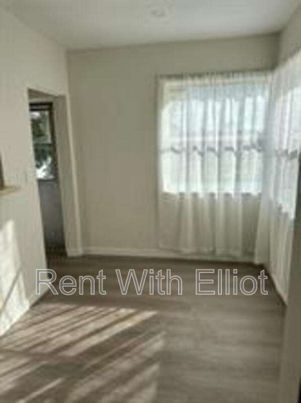 Building Photo - 1834 Fletcher St