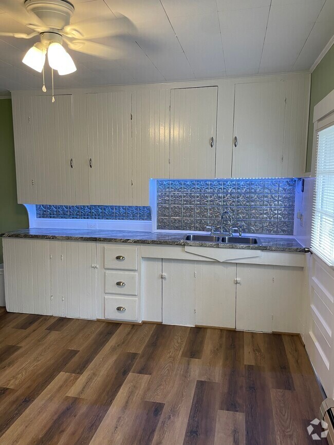 Apartments For Rent in Sumner, ME with Extra Storage 4 Rentals