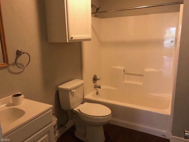 Building Photo - 2 br, 1 bath House - 2103 Ark St
