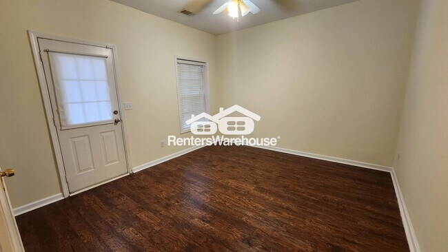 Foto del edificio - 3683 Lantern Walk Ln