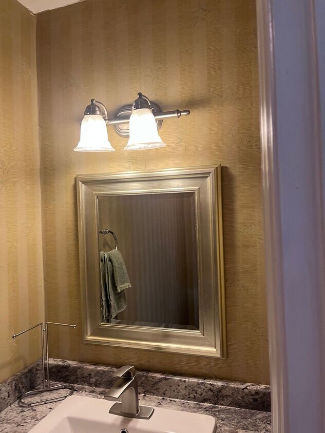 Foto del edificio - 1503 Sherbrooke Cir