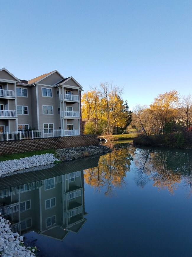 Willowbrook Place Apartments in Thiensville, WI