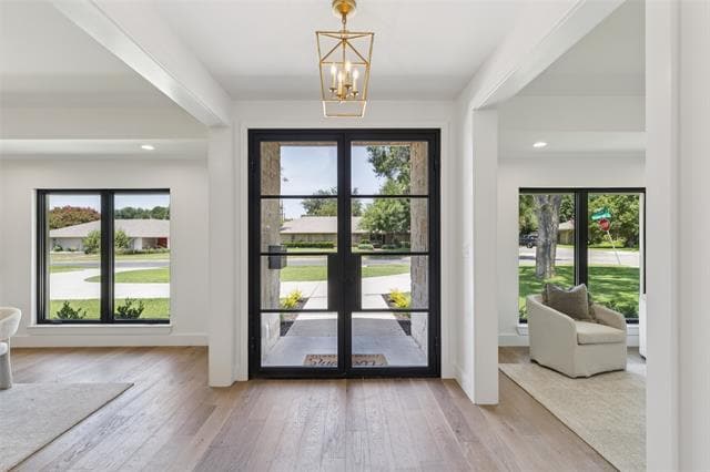 Foto del edificio - 4042 Mendenhall Dr