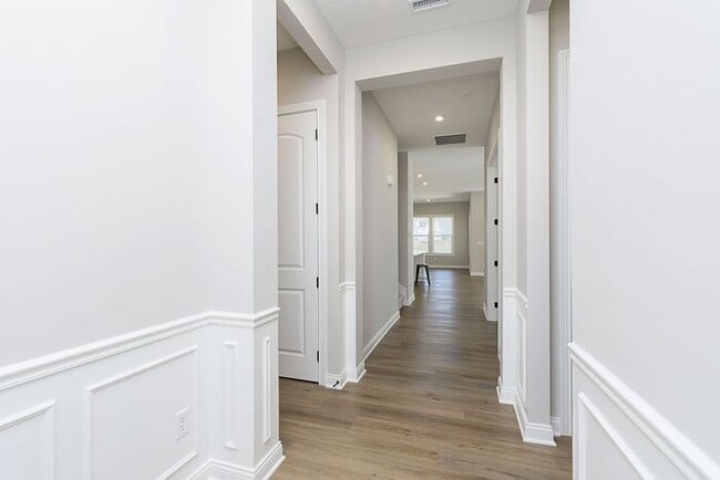 Building Photo - Gorgeous Newly Built 3 Bedroom 3 Full Bath on Golf Course in Westfield!