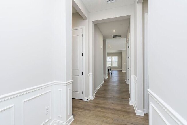 Foto del edificio - Gorgeous Newly Built 3 Bedroom 3 Full Bath on Golf Course in Westfield!