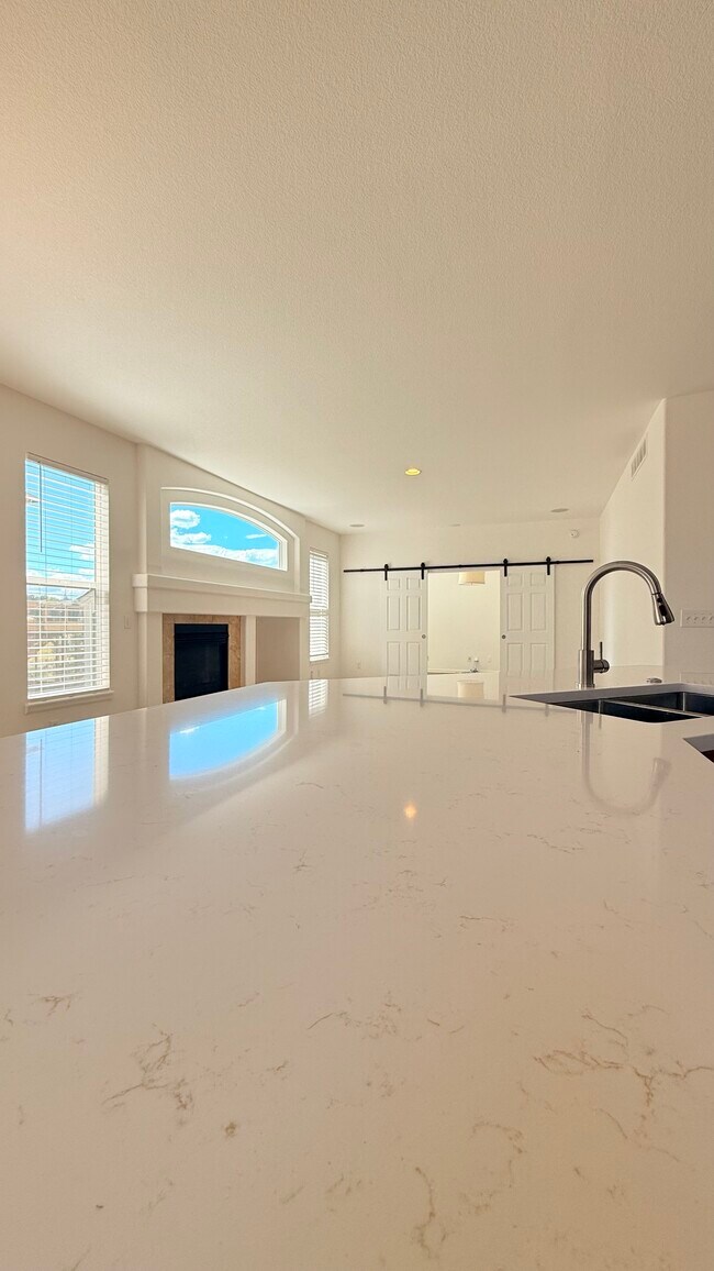 Foto del edificio - 8411 Briar Trace Dr