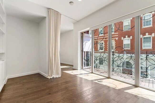 Foto del edificio - 126 Salem St