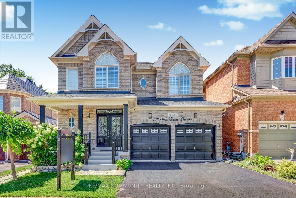 Photo principale - 138 W Lawn Cres